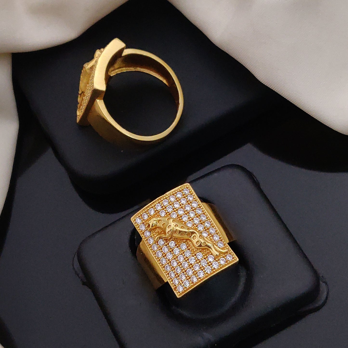 Jaguar Of Luxury Style Diamonds Ring For Men