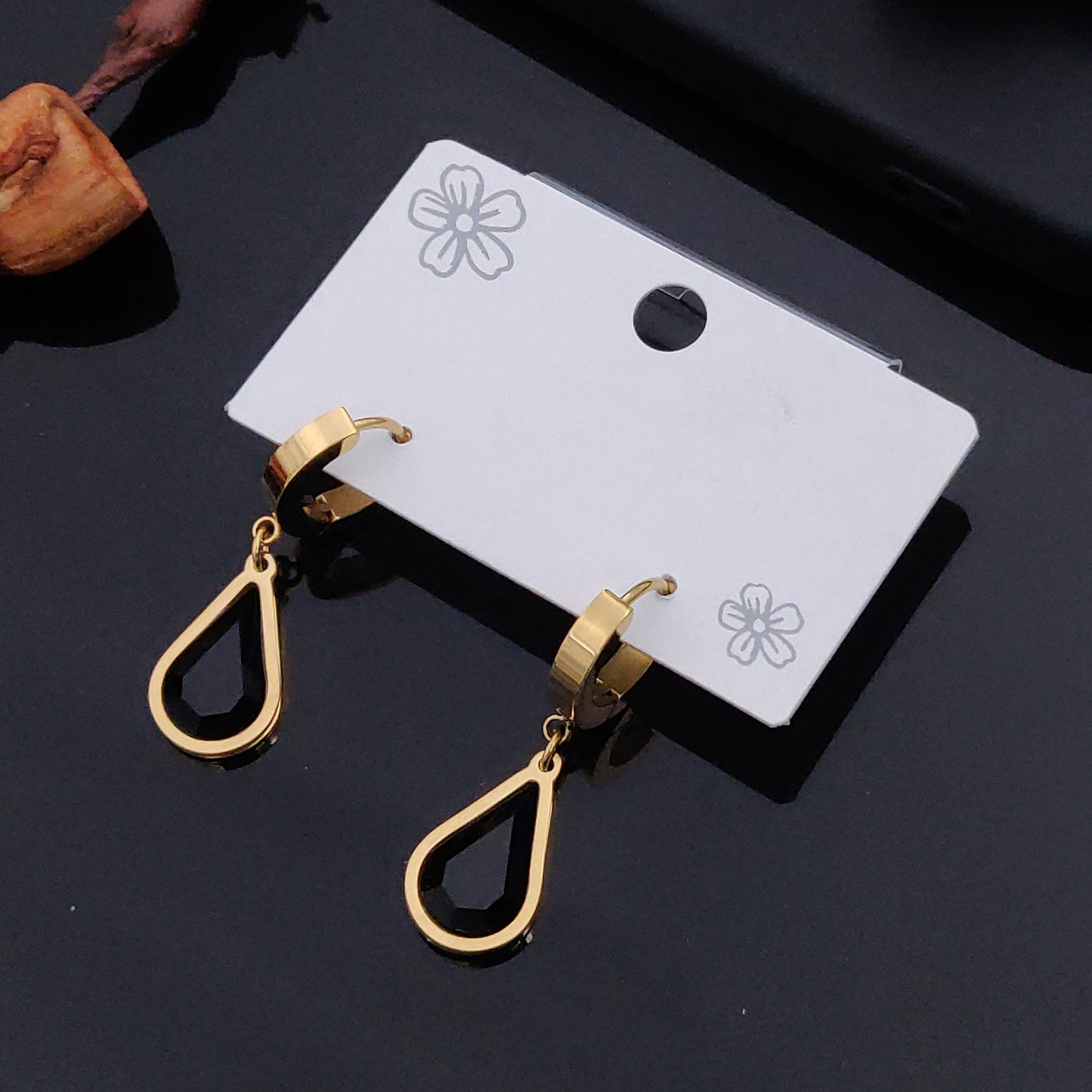 Pear Shap Black Stone Earrings