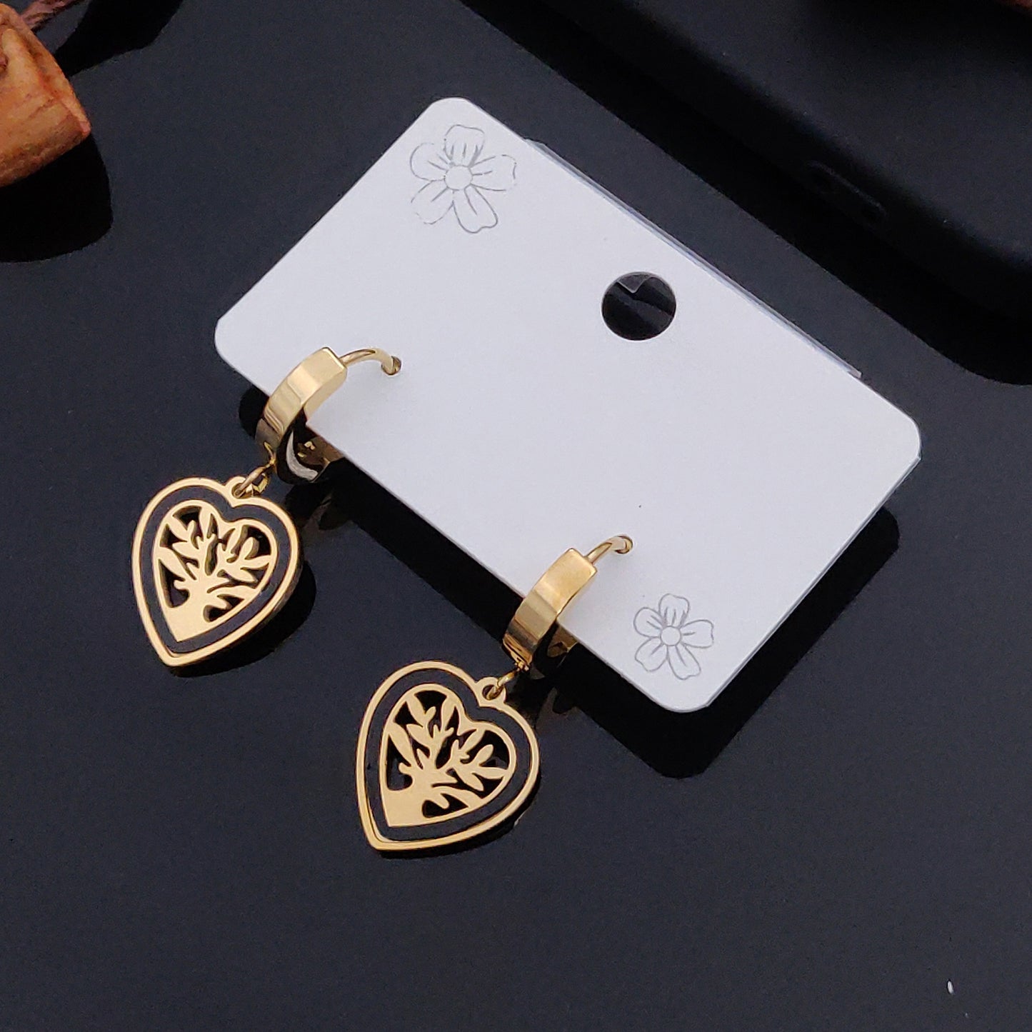 Heart Shape Plated Disc Border Line Earrings